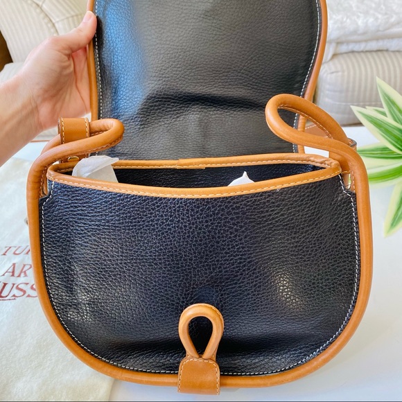🥳🎉HOST PICK🎉🥳i santi Leather Saddle Bag - Picture 8 of 10